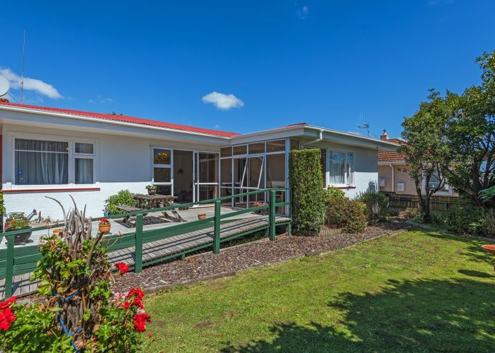  at 30 Milton Street, Roslyn, Palmerston North