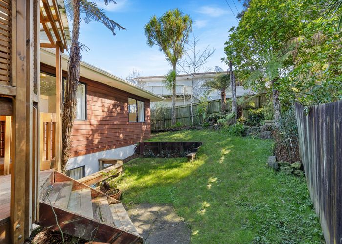  at 18B Atlantis Place, Totara Vale, North Shore City, Auckland