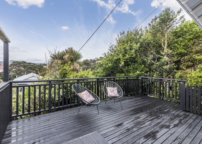  at 17 Garfield Street, Brooklyn, Wellington, Wellington