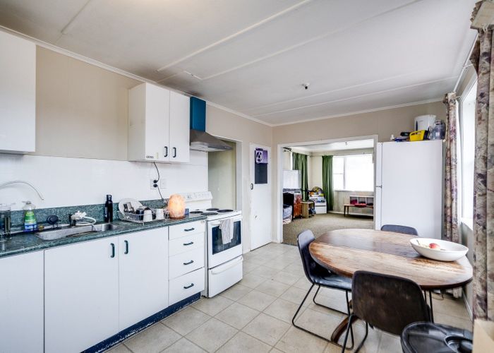  at 310 Lowe Street, Camberley, Hastings