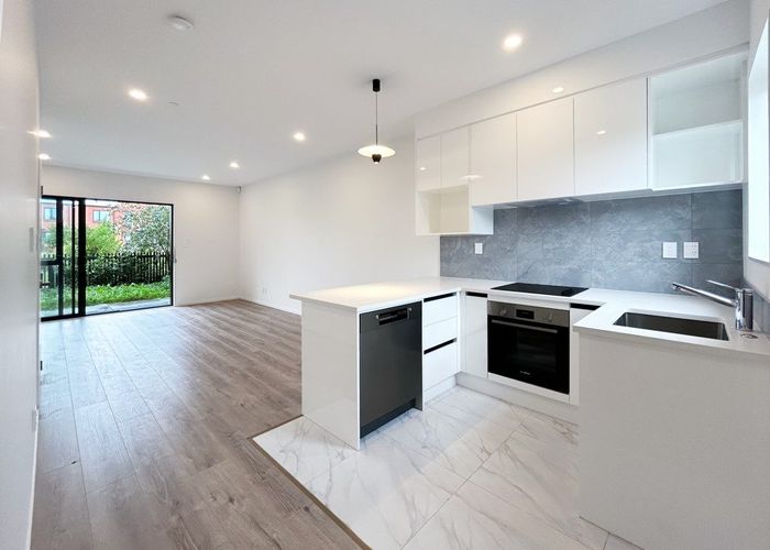  at 8 Hokoteta Street, Mount Wellington, Auckland City, Auckland