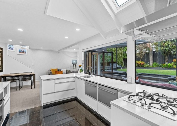 at 1/317 Lake Road, Hauraki, Auckland