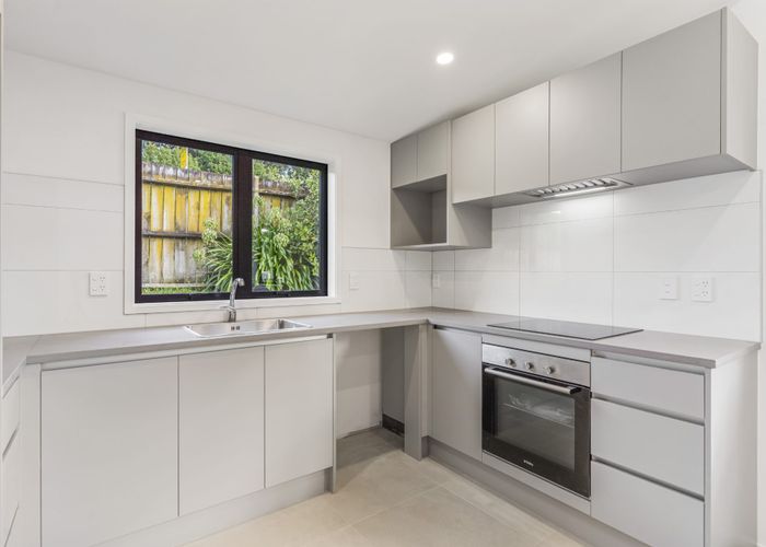  at 3215 Great North Road, New Lynn, Waitakere City, Auckland