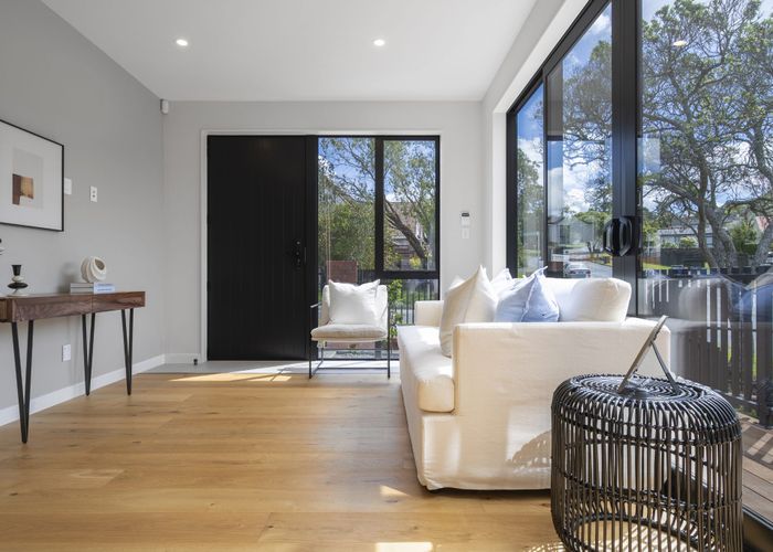  at 1 Weetman Drive, Browns Bay, North Shore City, Auckland