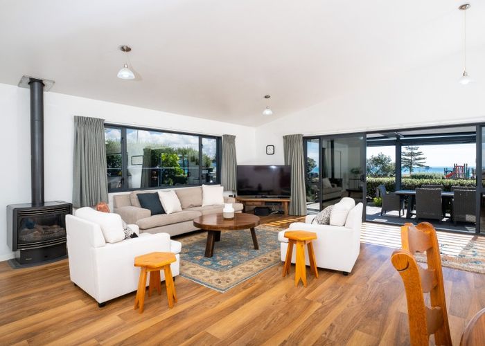  at 18 Ferguson Avenue, Westshore, Napier