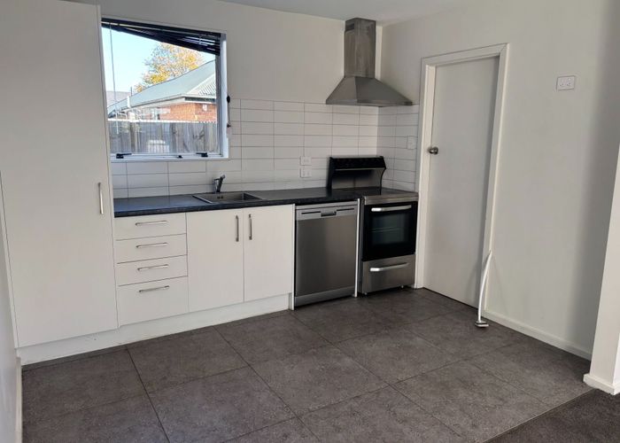  at 2/25 Cumberland St, Richmond, Christchurch City, Canterbury