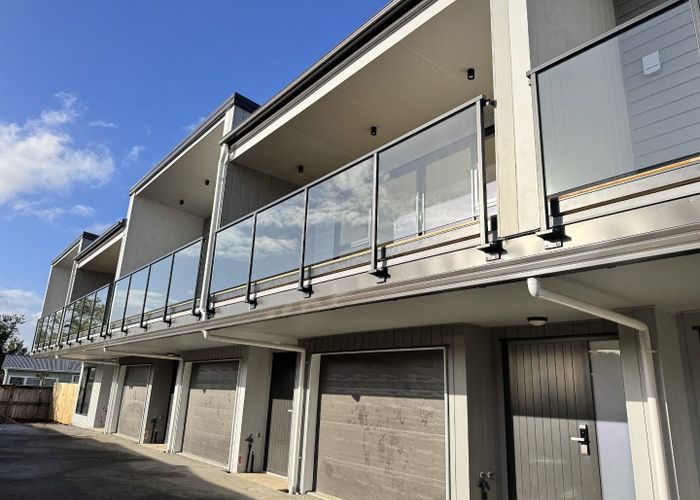  at 11/45 Miro Street, New Lynn, Waitakere City, Auckland