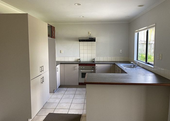  at 3 Killeen Place, Flat Bush, Manukau City, Auckland