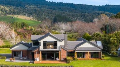 at 11 Chestnut Lane, Te Puke