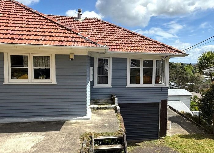  at 205 Titirangi Road, Titirangi, Waitakere City, Auckland