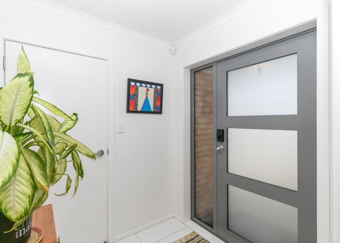  at 2 Blackwood Crescent, Glenview, Hamilton