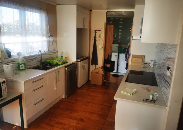  at 20 Clayton Avenue, Otara, Auckland