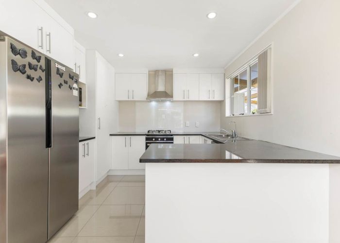  at 11 Janese Place, Weymouth, Auckland