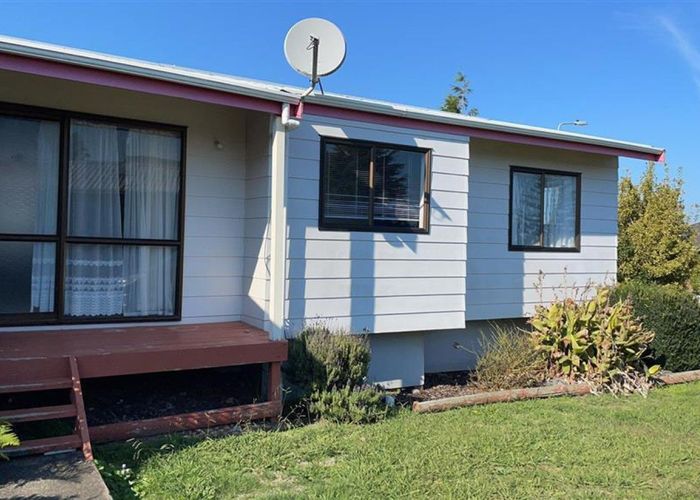  at 76 Treadwell Street, Springvale, Whanganui, Manawatu / Whanganui