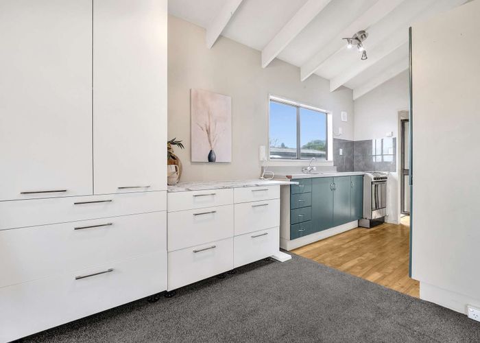  at 37B Aquarius Drive, Kawaha Point, Rotorua, Bay Of Plenty