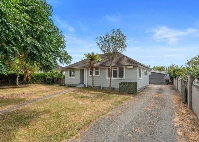  at 31 Slim Street, Bader, Hamilton