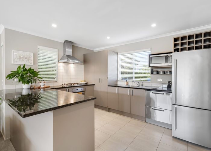  at 131 Baverstock Road, Flat Bush, Manukau City, Auckland