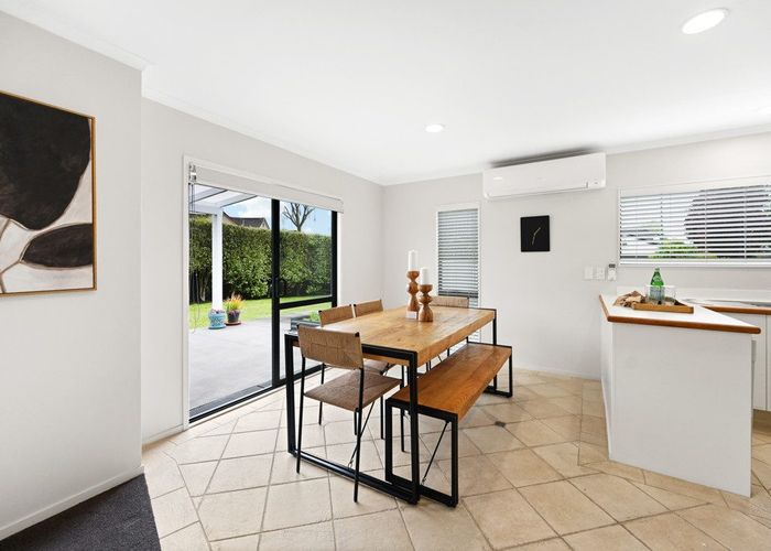  at 35 Keswick Crescent, Huntington, Hamilton, Waikato