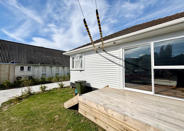  at 105 Main Road, Wainuiomata, Lower Hutt, Wellington