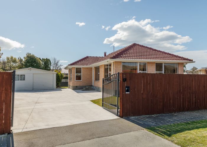  at 7 Lomond Place, Woolston, Christchurch City, Canterbury