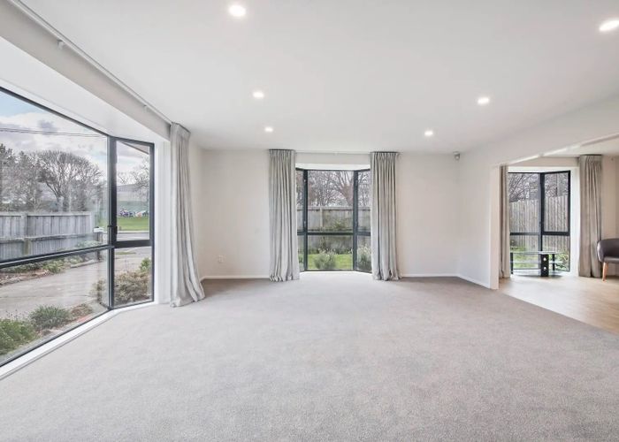  at 162 Travis Road, New Brighton, Christchurch