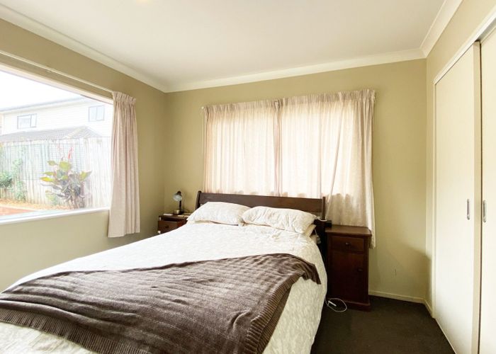  at 11 Manning Rise, Flat Bush, Manukau City, Auckland