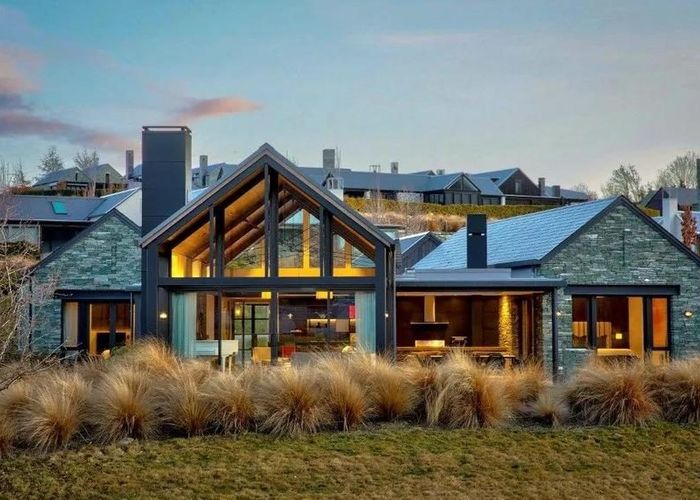  at 6 Dalgleish Lane, Queenstown