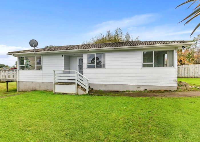  at 6 Yearsley Place, Manurewa, Manukau City, Auckland