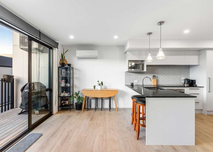  at 2/14 Unga Place, Beachlands, Auckland