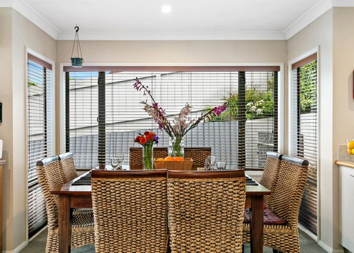  at 1/9 Sunset Street, Hilltop, Taupō