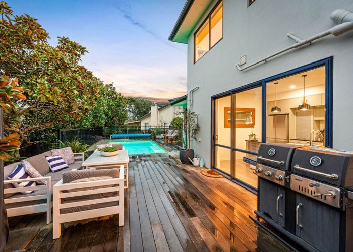  at 14 Archer Rayner Place, Greenhithe, North Shore City, Auckland