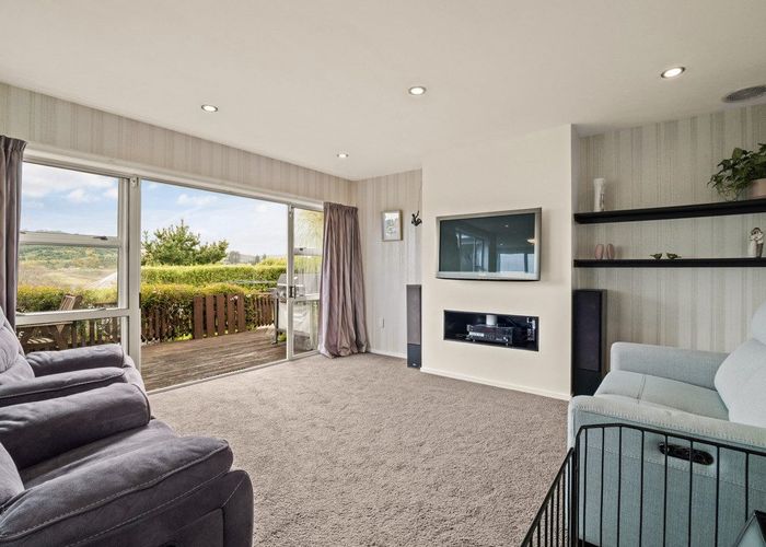  at 9 Tomkins Street, Green Island, Dunedin