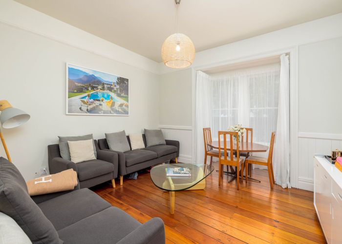  at 15 Champion Street, Edgeware, Christchurch City, Canterbury