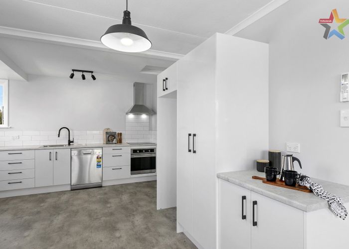  at 32 Ngata Grove, Trentham, Upper Hutt
