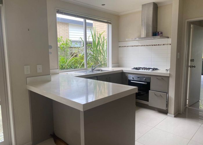  at 10 Flintridge Drive, Flat Bush, Manukau City, Auckland