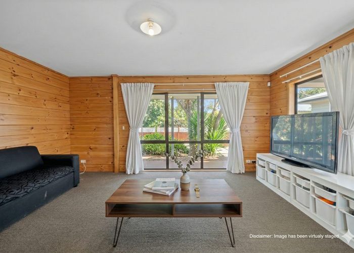  at 5A Greenhaven Avenue, Opaheke, Papakura, Auckland