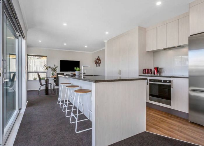 at 27 Waitaria Terrace, Aotea, Porirua