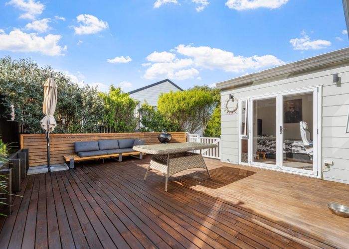  at 4b Kenneth Hopper Place, Manly, Rodney, Auckland