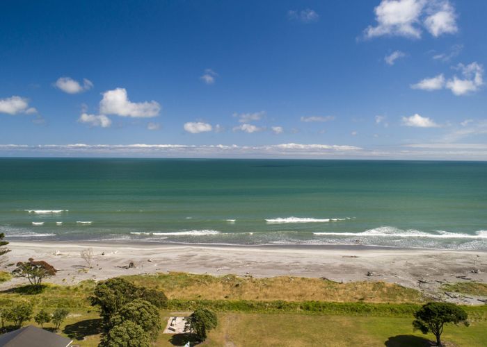  at 2/27 Marine Parade, Carters Beach, Buller, West Coast