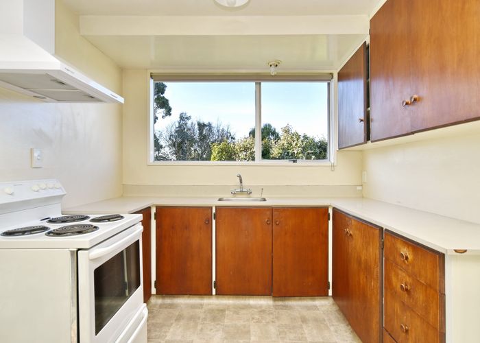  at 2/42 Marlene Street, Casebrook, Christchurch