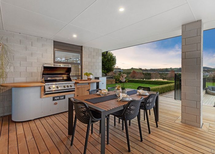  at 160 Lakes Boulevard, Pyes Pa, Tauranga, Bay Of Plenty