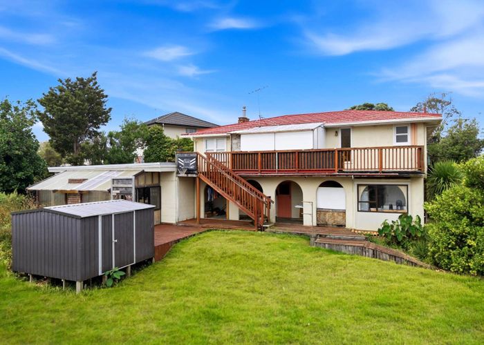  at 866 East Coast Road, Northcross, North Shore City, Auckland