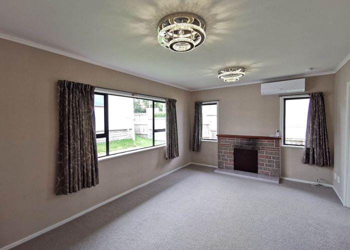  at 13 Barron Drive, Green Bay, Waitakere City, Auckland