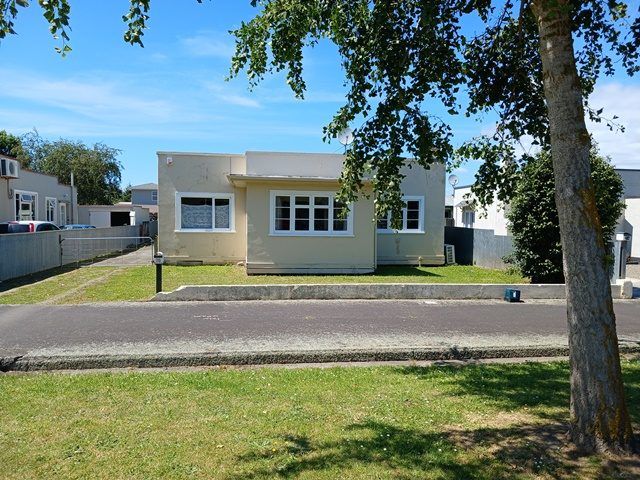  at 76 Church Street, Awapuni, Palmerston North
