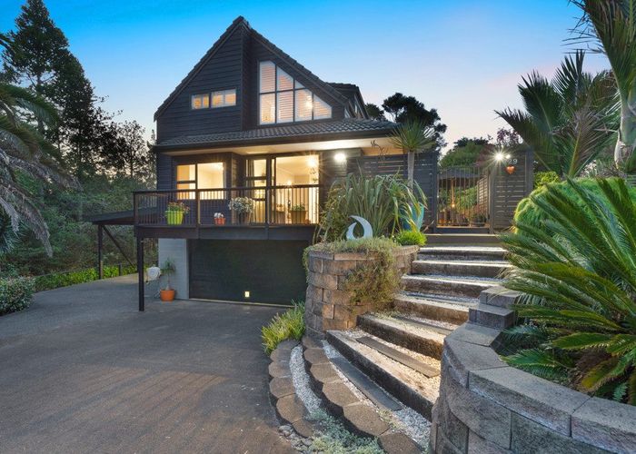  at 129 Paremoremo Road, Lucas Heights, North Shore City, Auckland