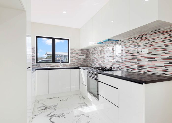  at 1/68 Maplesden Drive, Clendon Park, Manukau City, Auckland