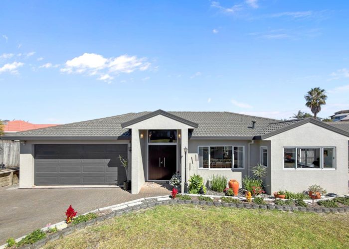  at 5 Mako Street, West Harbour, Waitakere City, Auckland