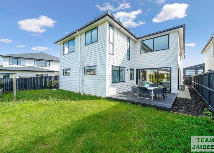  at 15 Downpatrick Drive, Flat Bush, Manukau City, Auckland