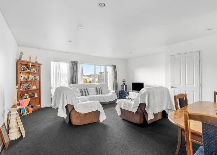  at 29/3 Hulme Place, Henderson, Waitakere City, Auckland