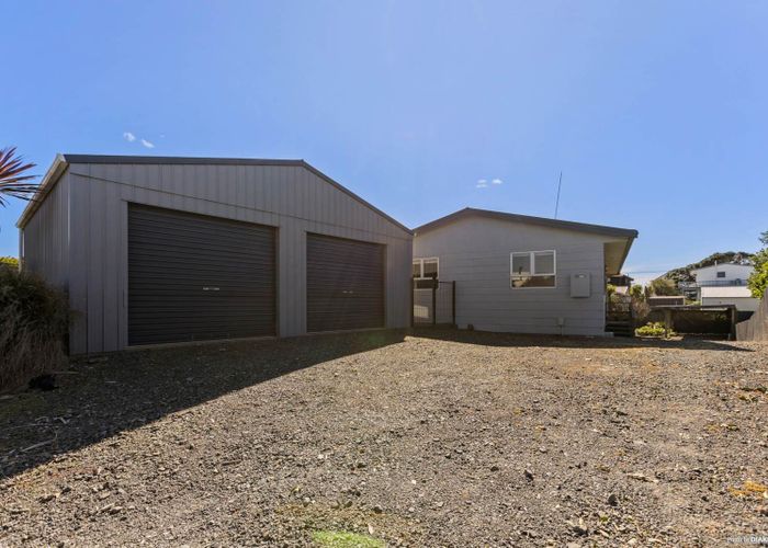  at 1297 Papamoa Beach Road, Papamoa Beach, Tauranga, Bay Of Plenty